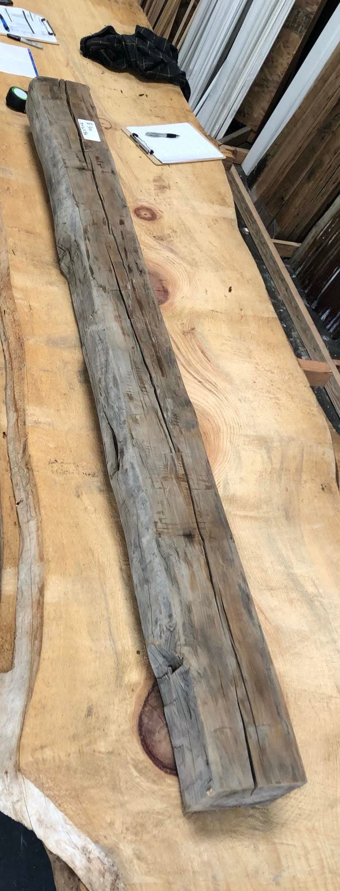 Barn Wood Mantel 018 image 0