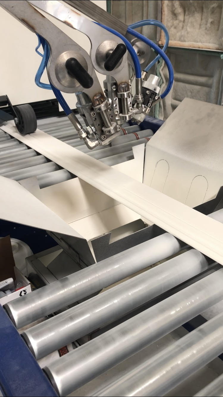 Painting Services Mouldings (per foot) 2nd pass image 0