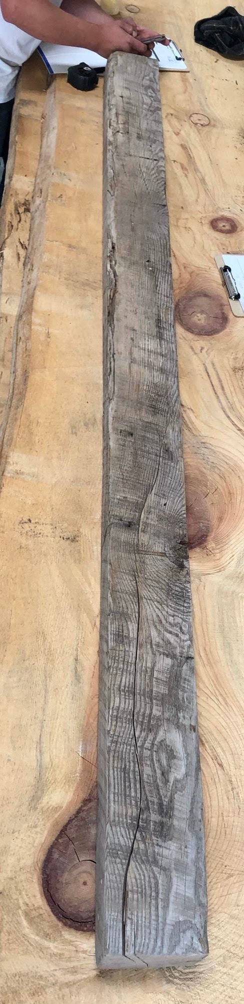 Barn Wood Mantel 015 image 0