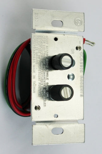 Trimmed Three Way Dimmer Switch 400 watt image 0